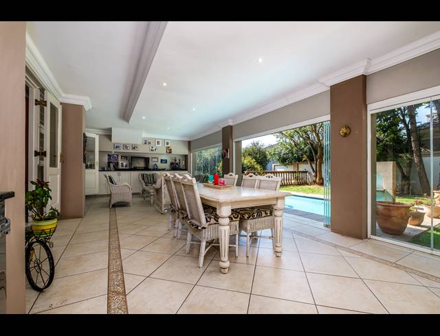 5 BEDROOM HOUSE FOR SALE IN NORTHCLIFF